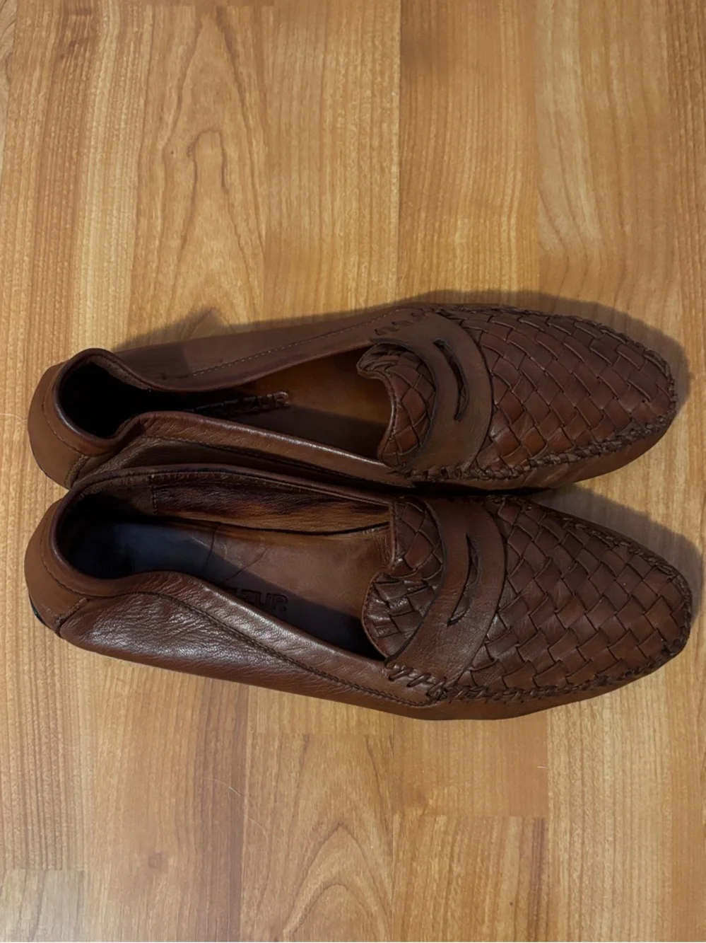 Robert Zur handwoven leather